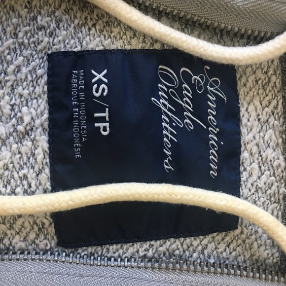 American Eagle Half-Zip Pullover Hoodie - Picture 4 of 6